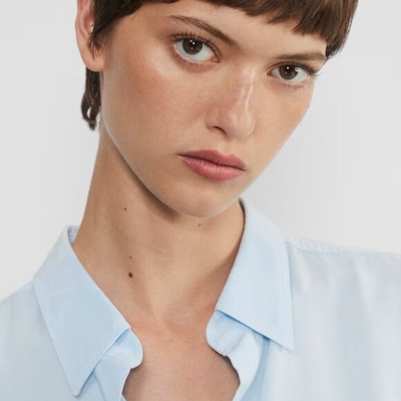 Aritzia Utility Blouse in blue - Picture 2 of 5